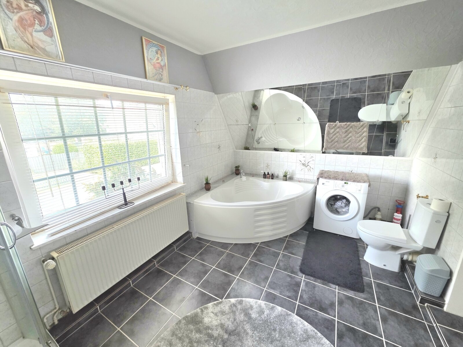 ***Bremen-Vahr, 2 Doppelhaushälfte nebeneinander mit 2 Garagen in Toplage