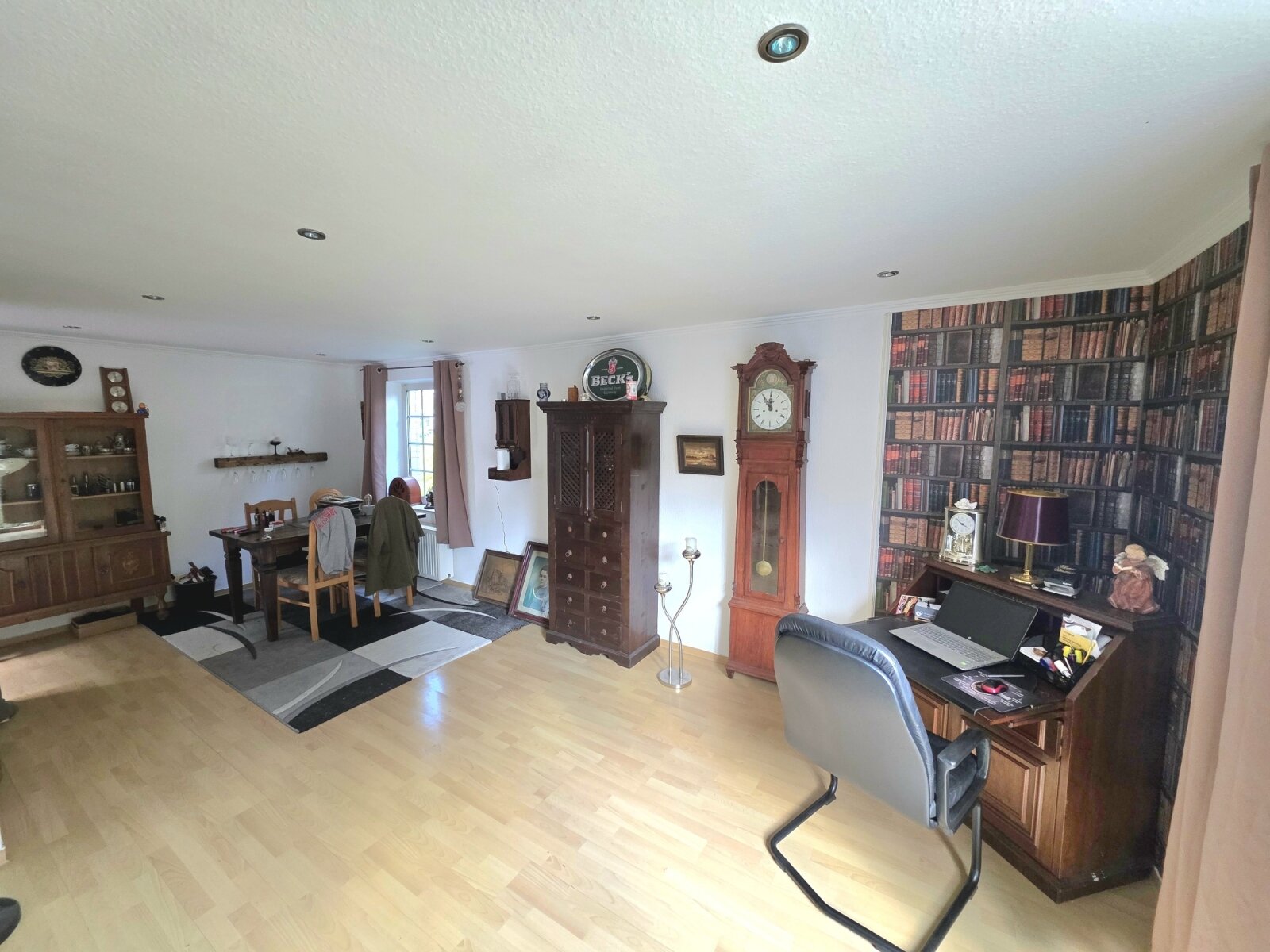 ***Bremen-Vahr, 2 Doppelhaushälfte nebeneinander mit 2 Garagen in Toplage