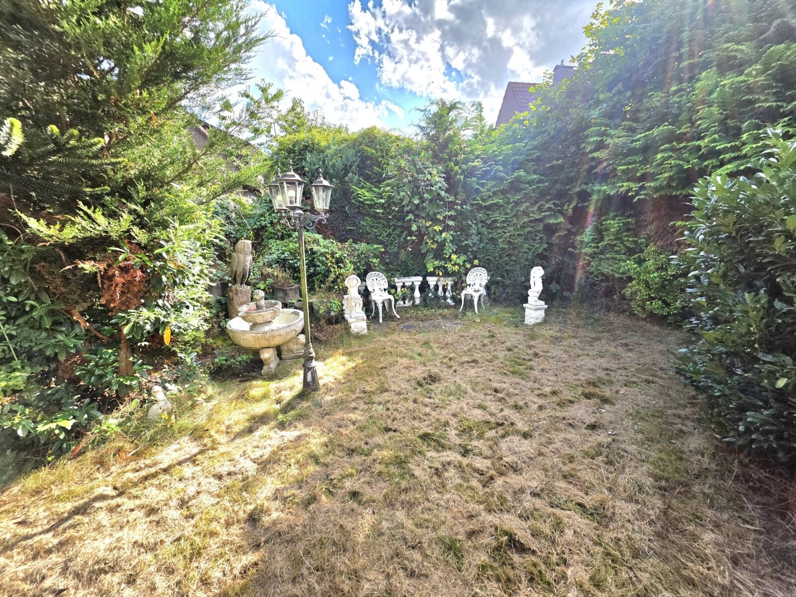 ***Bremen-Vahr, 2 Doppelhaushälfte nebeneinander mit 2 Garagen in Toplage